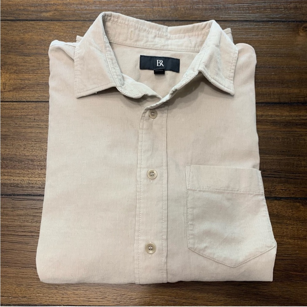Banana Republic Men's Lightweight Corduroy
Shirt Size Medium EUC - Picture 2 of 9